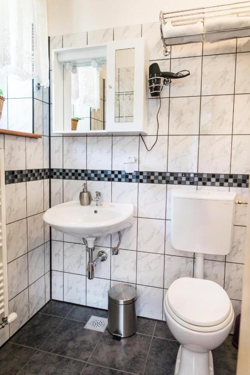 Sobe Baca Hotell Most na Soči Exteriör bild